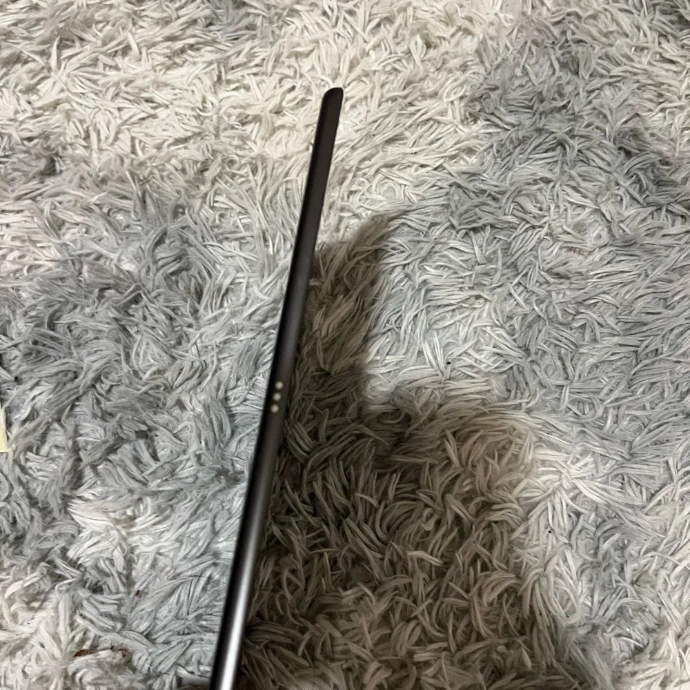 Used IPad 7th Generation. 32 GB. Good condition. No scratches or dents!